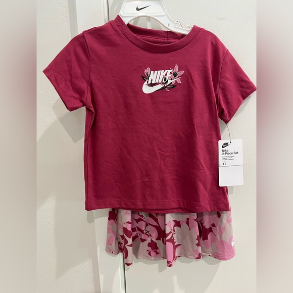 Nike Other - NWT Nike Kids Girls' Club T-Shirt and Skort, 2-Piece Set Floral Design Size 4T